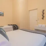 Simar Nearby Sg Train Station By Rent Apartman
