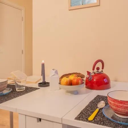 Simar Nearby Sg Train Station By Rent Daire *