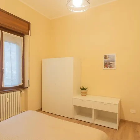 Simar Nearby Sg Train Station By Rent Daire *