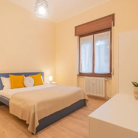 Simar Nearby Sg Train Station By Rent * Como